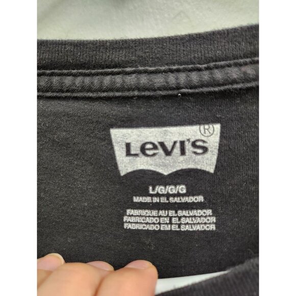 Levis Mens T-Shirt Large Black Red Graphic Print Crew Neck Short Sleeve Tee - Picture 4 of 7